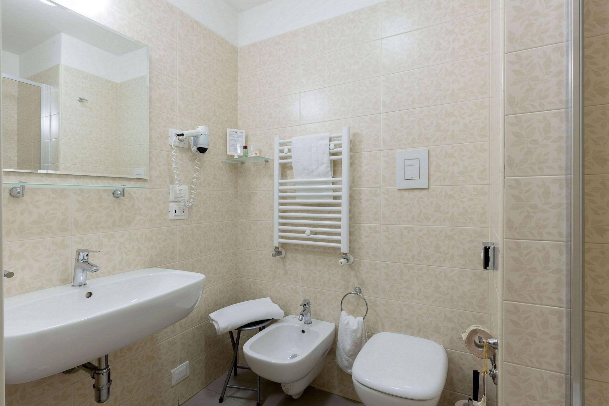 Hotel Cristina Napoli Esterno foto