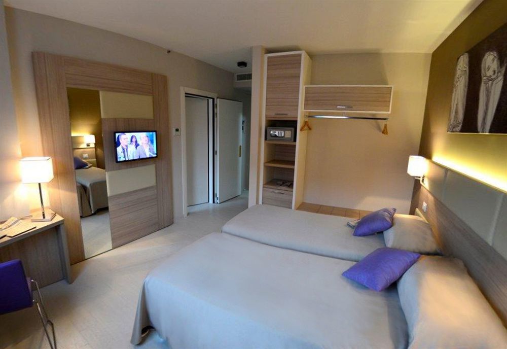 Hotel Cristina Napoli Esterno foto